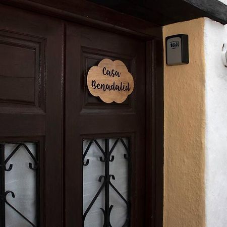 Casabenadalid. Casa Rural Con Piscina. 外观 照片