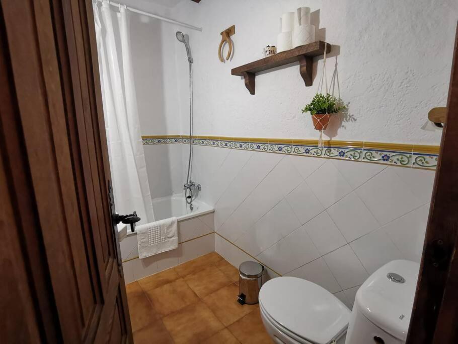 Casabenadalid. Casa Rural Con Piscina. 外观 照片
